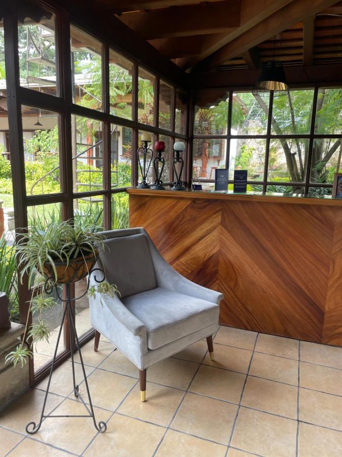 Hotel Cacique Real Antigua ภายนอก รูปภาพ